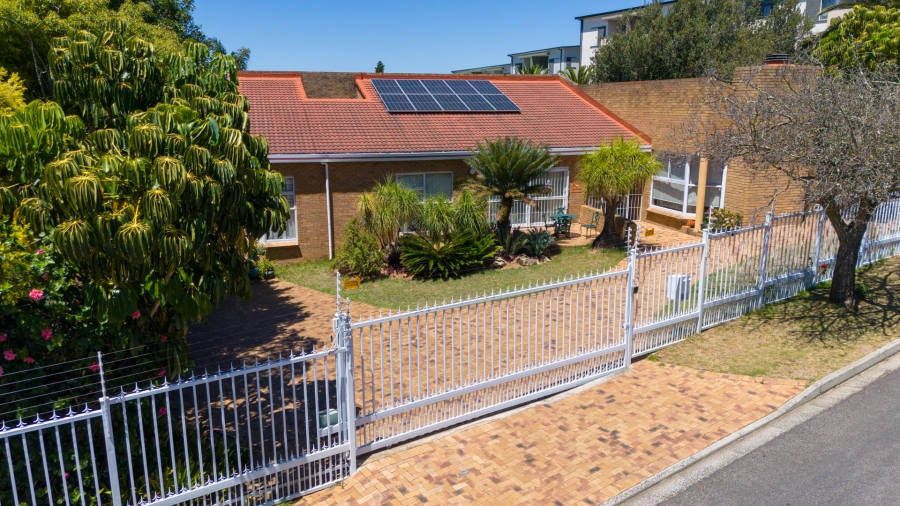 3 Bedroom Property for Sale in Ridgeworth Western Cape